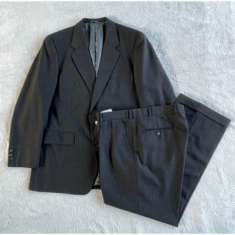 🔥VTG Jones New York Pinstriped Wool Mens 2 Pc Suit Blazer R43 Pants 37 Preppy